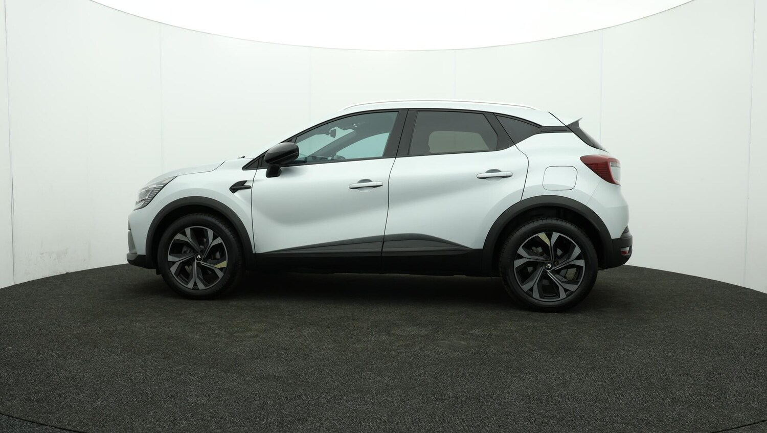 Used Renault Captur 2023 for sale - 76109160: Photo 71