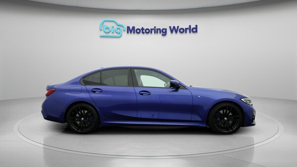 Used BMW 3 Series 2019 for sale - 76137347: Photo 9