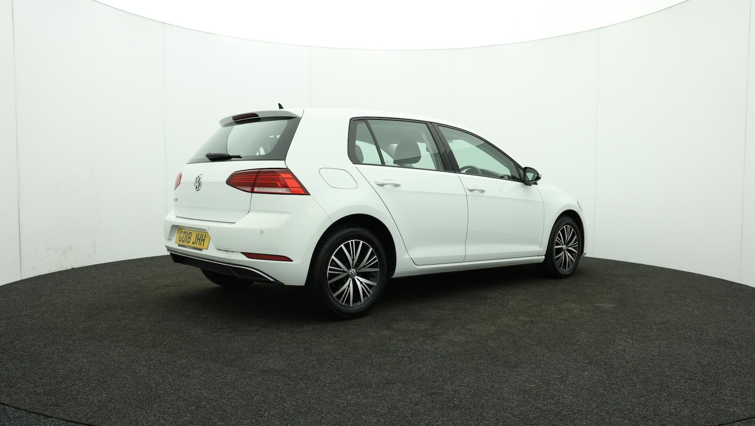 Used Volkswagen Golf 2018 for sale - 76349548: Photo 5