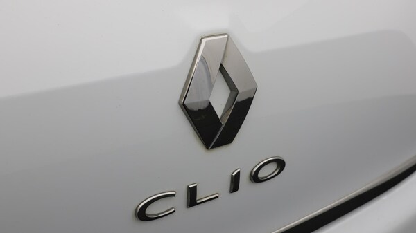 Used Renault Clio 2017 for sale - 76122244: Photo 21