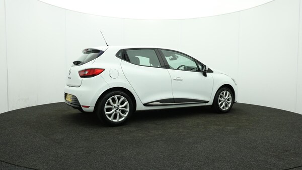 Used Renault Clio 2017 for sale - 76122244: Photo 37