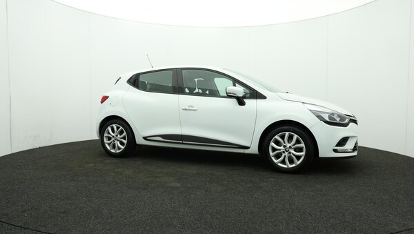 Used Renault Clio 2017 for sale - 76122244: Photo 46