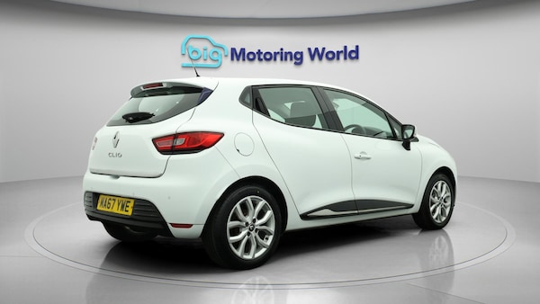 Used Renault Clio 2017 for sale - 76122244: Photo 8