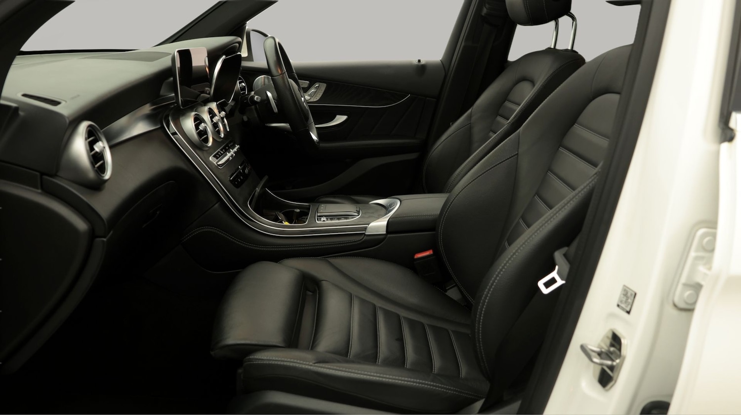 Used Mercedes-Benz GLC 2020 for sale - 77721632: Photo 14