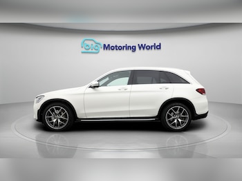 Used Mercedes-Benz GLC 2020 for sale - 77721632: Photo