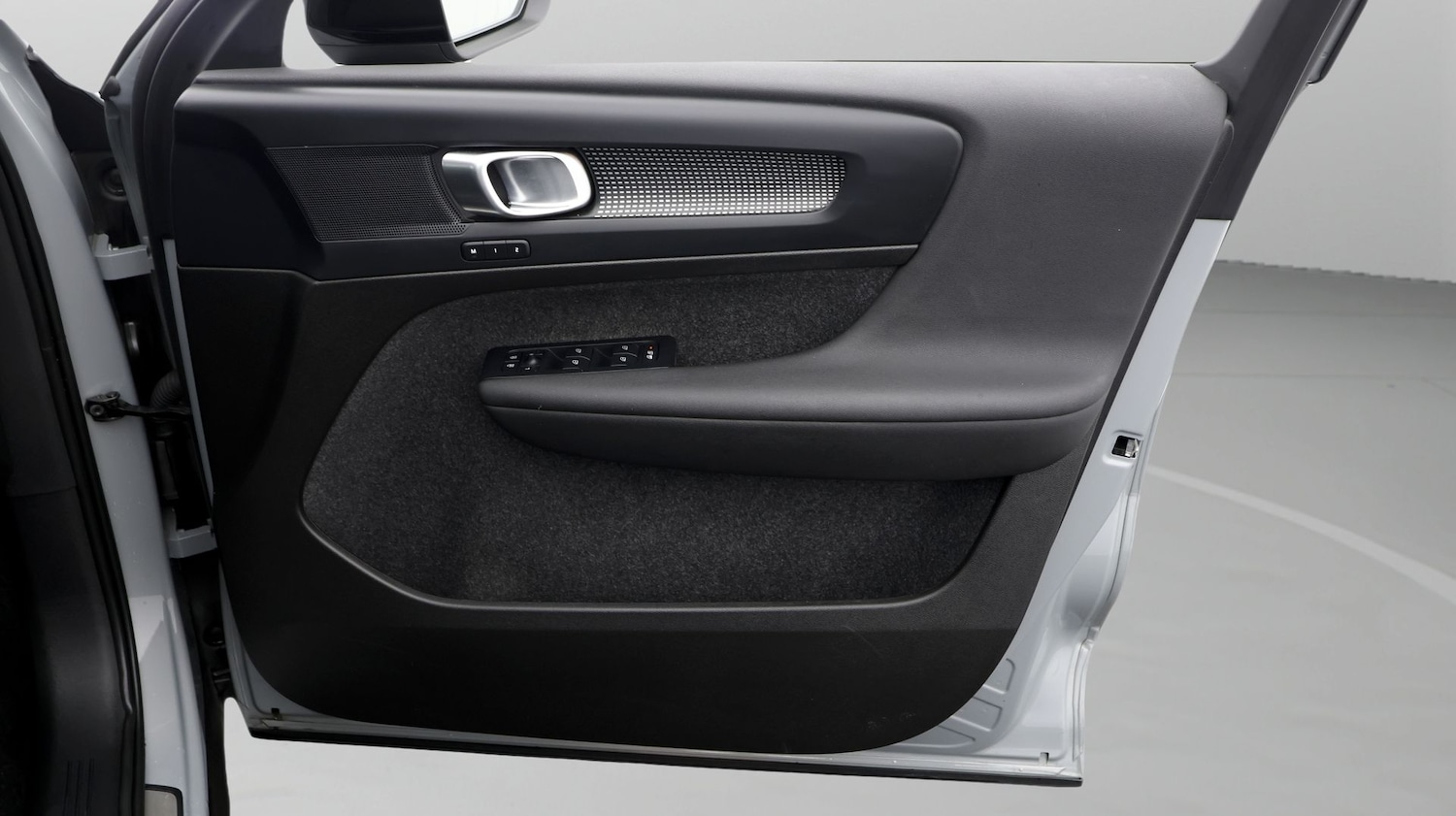 Used Volvo XC40 2025 for sale - 77403794: Photo 15