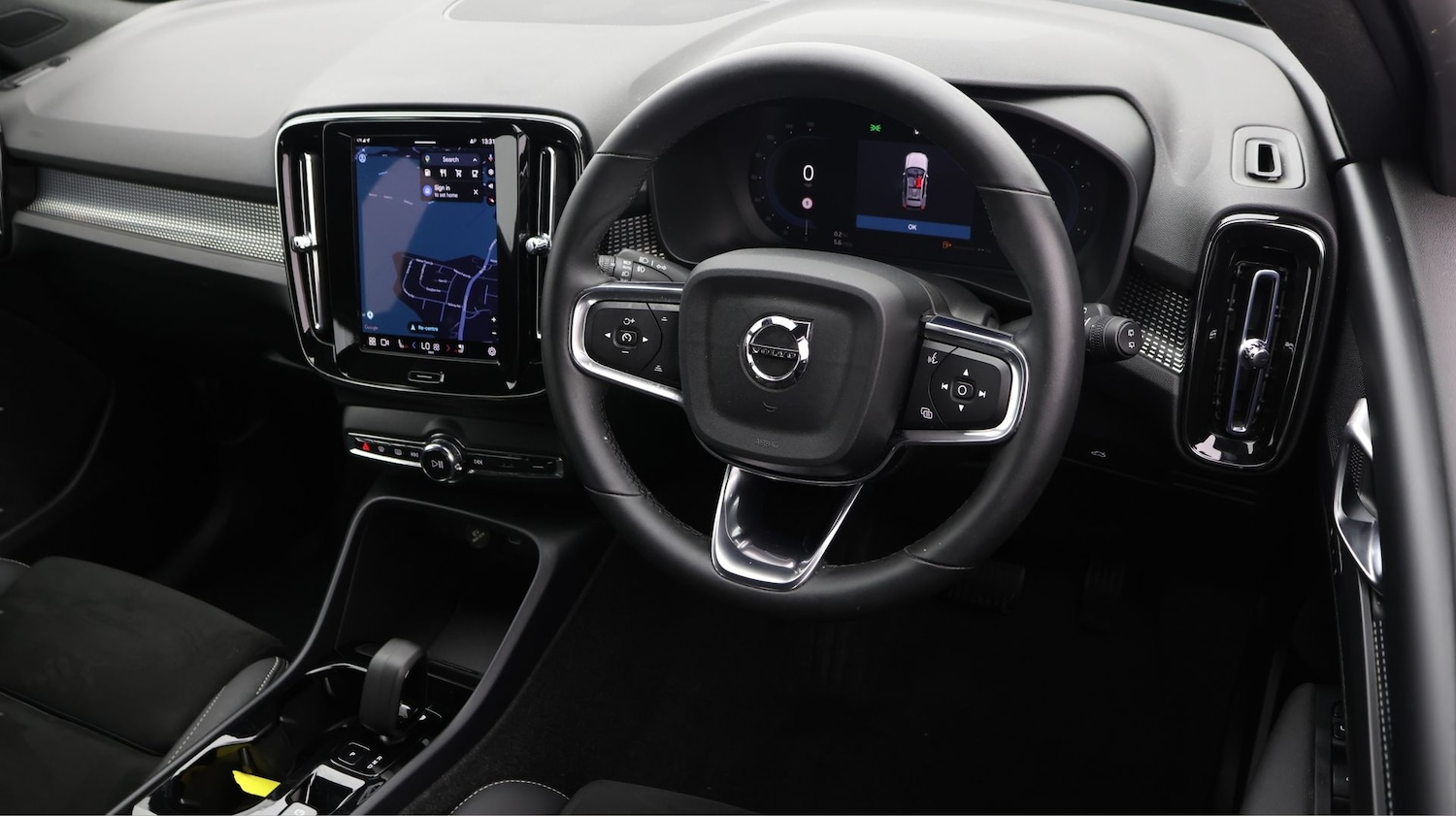 Used Volvo XC40 2025 for sale - 77403794: Photo 9