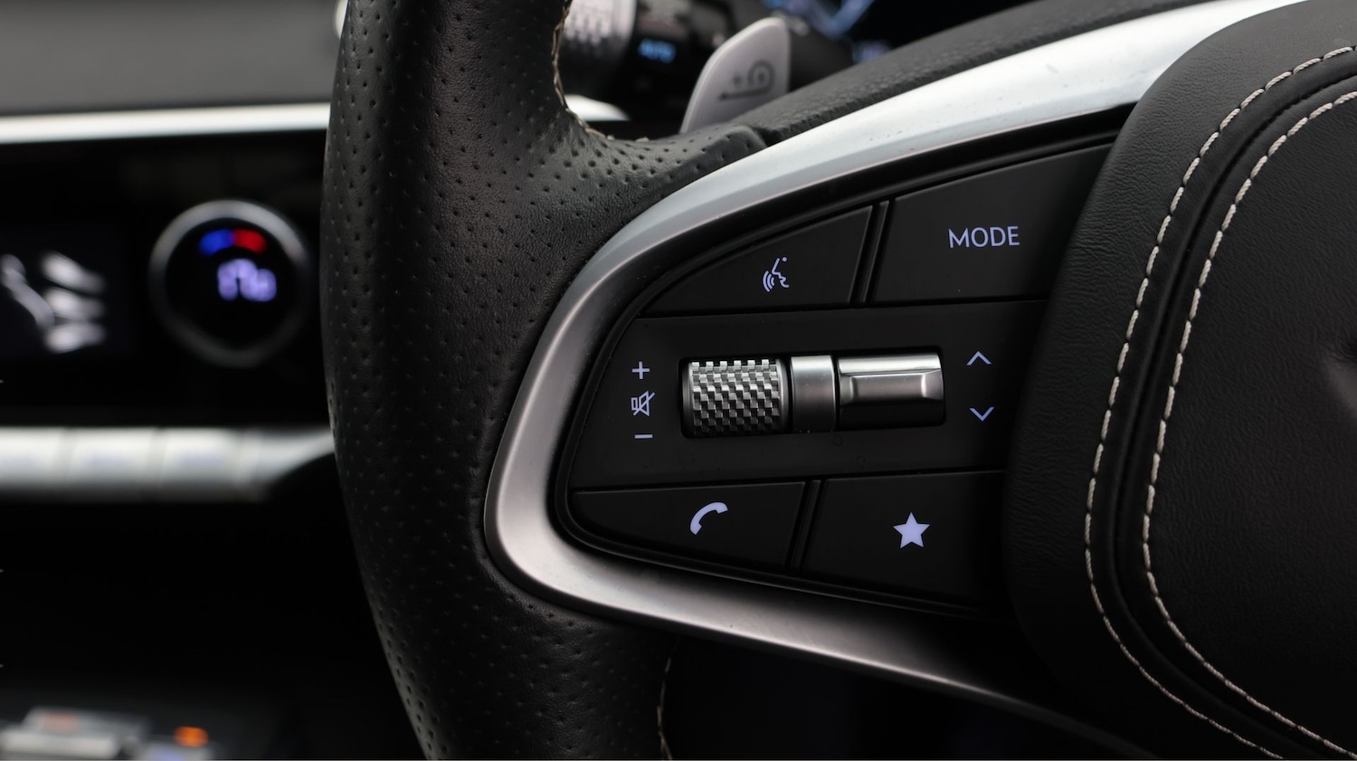 Used Genesis GV70 2023 for sale - 77536316: Photo 21