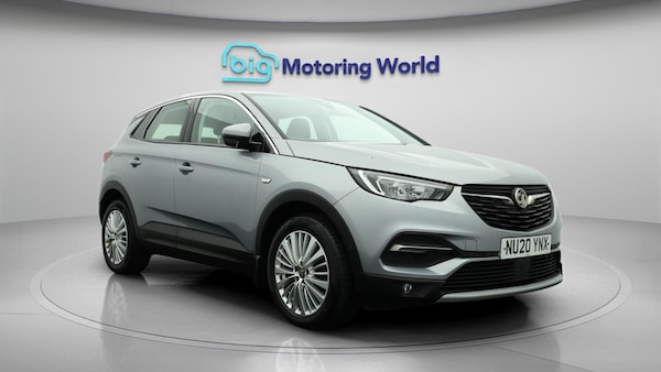 Used Vauxhall Grandland X 2020 for sale - 76283215: Photo 2