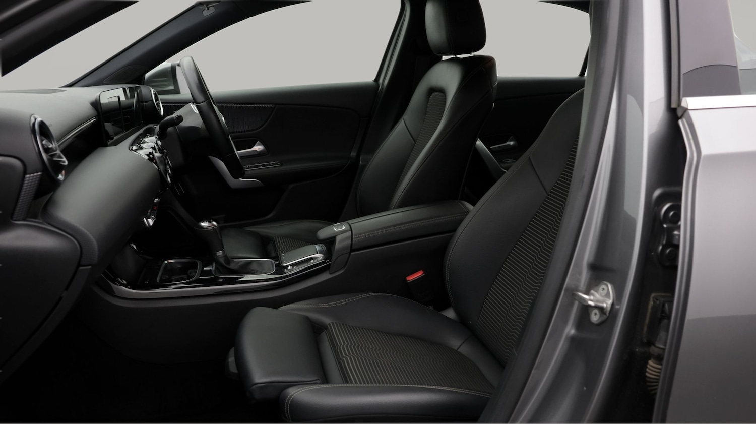 Used Mercedes-Benz A-Class 2021 for sale - 77639539: Photo 14