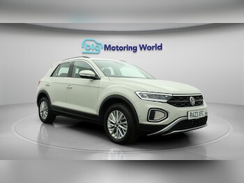 Used Volkswagen T-Roc 2023 for sale - 75905192: Photo