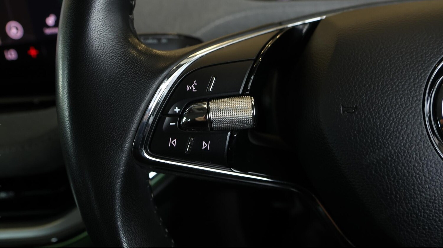 Used Skoda Enyaq 2022 for sale - 76728524: Photo 22