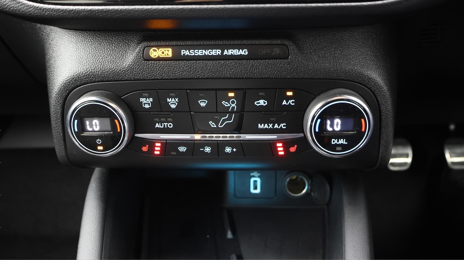 Used Ford Focus 2020 for sale - 76702367: Photo 13