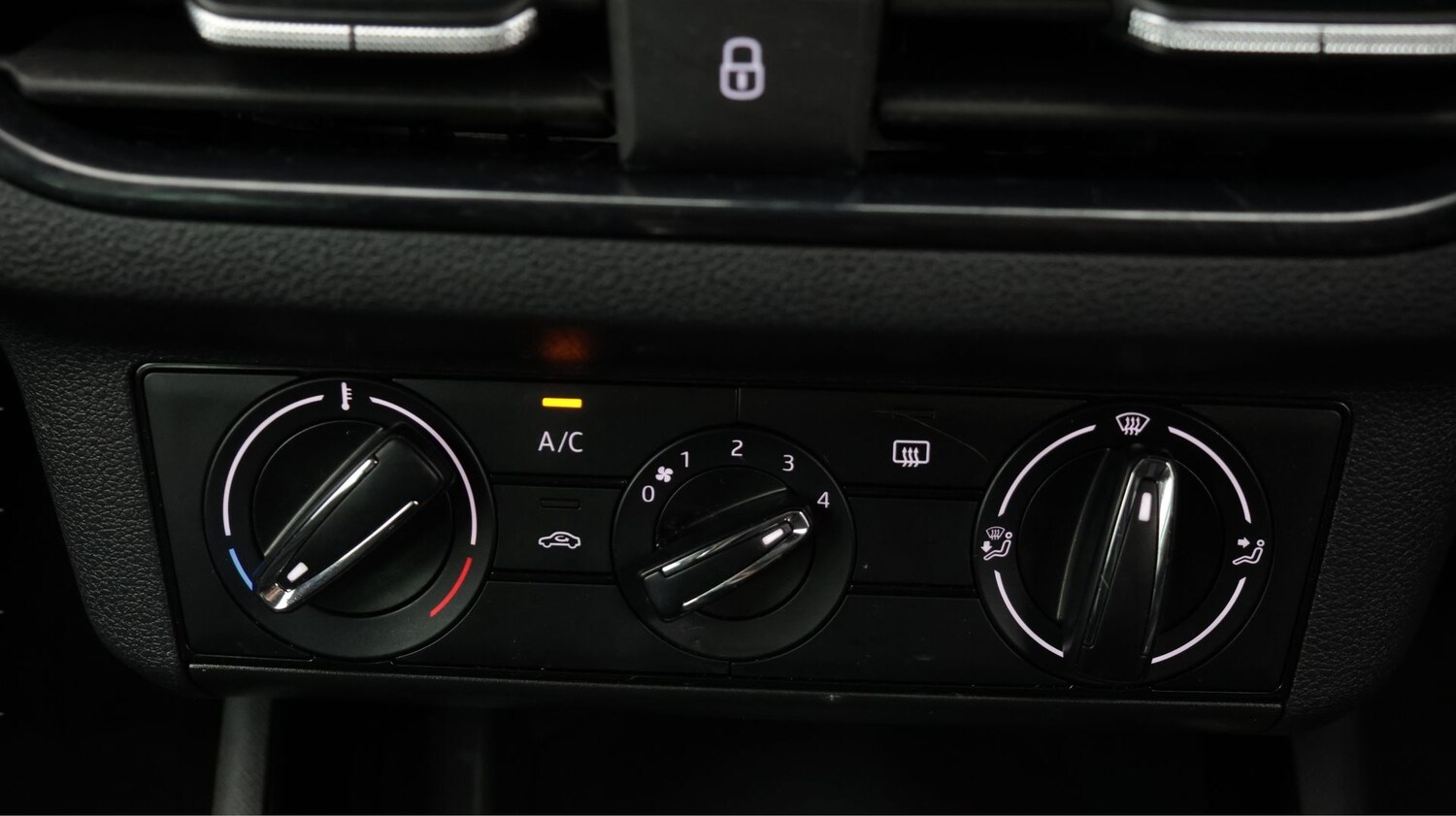 Used Skoda Kamiq 2024 for sale - 77855563: Photo 12