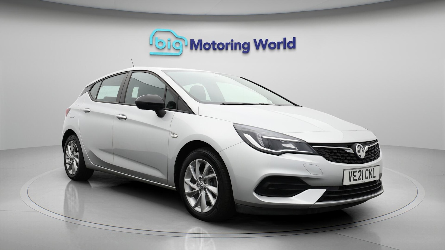 Used Vauxhall Astra 2021 for sale - 76380752: Photo 1