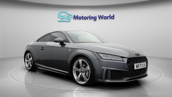 Used Audi TT 2021 for sale - 76179610: Photo 2