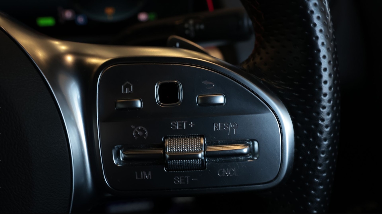 Used Mercedes-Benz EQB 2023 for sale - 77622793: Photo 24