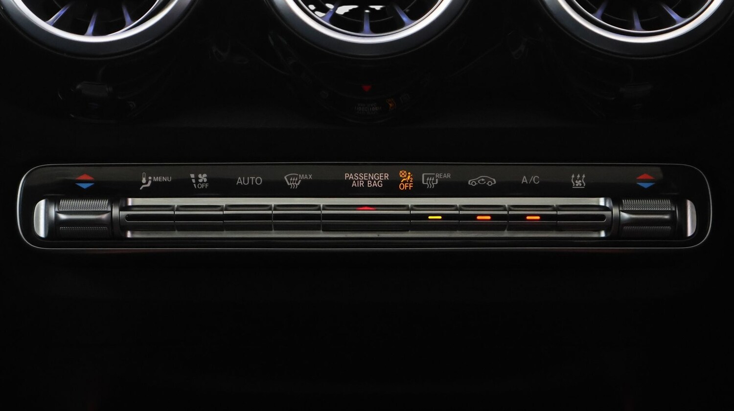 Used Mercedes-Benz EQB 2024 for sale - 77220364: Photo 12