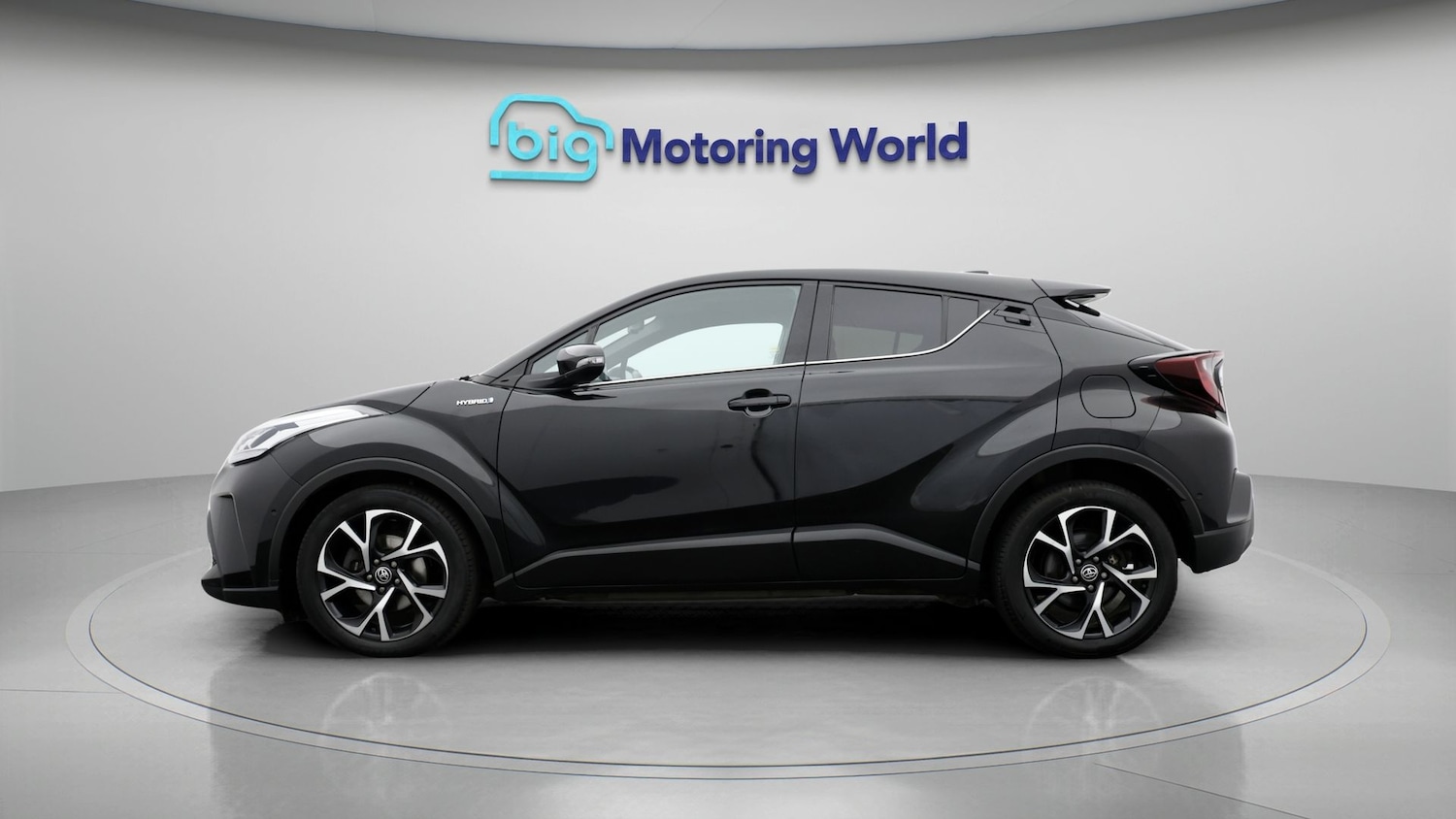 Used Toyota C-HR 2021 for sale - 77198402: Photo 4