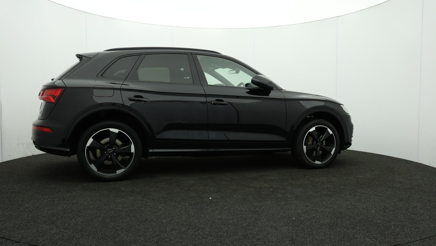 Used Audi Q5 2019 for sale - 75990553: Photo 39