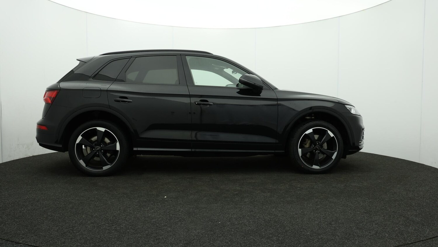 Used Audi Q5 2019 for sale - 75990553: Photo 41