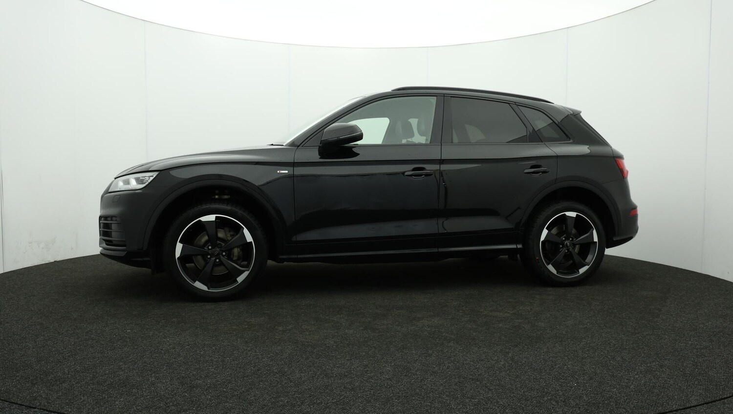 Used Audi Q5 2019 for sale - 75990553: Photo 69