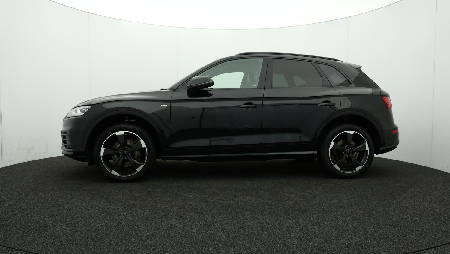 Used Audi Q5 2019 for sale - 75990553: Photo 70