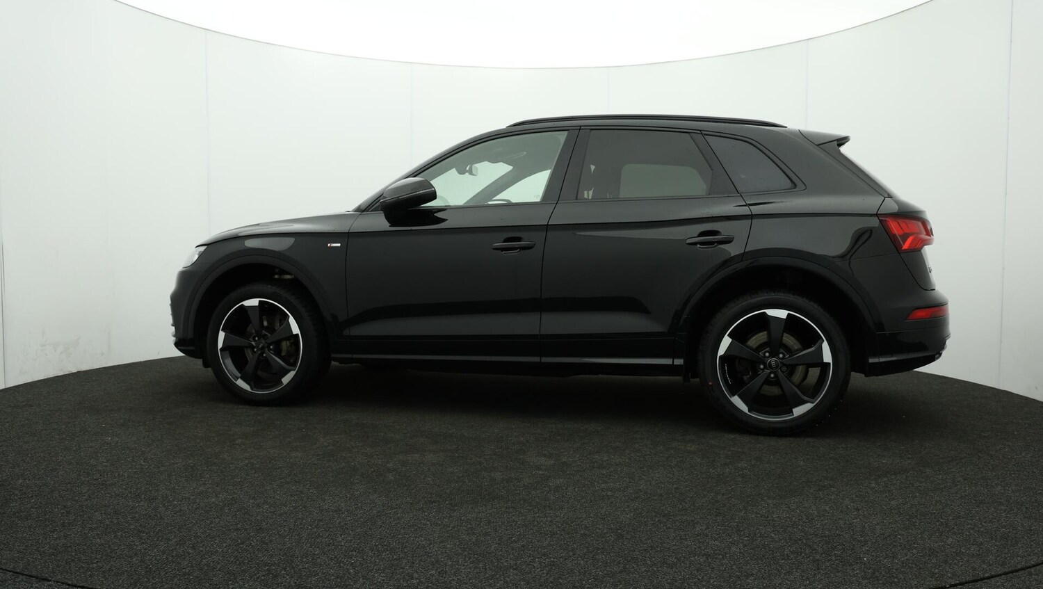 Used Audi Q5 2019 for sale - 75990553: Photo 73