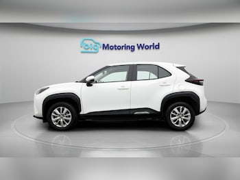 Used Toyota Yaris Cross 2023 for sale - 79175548: Photo