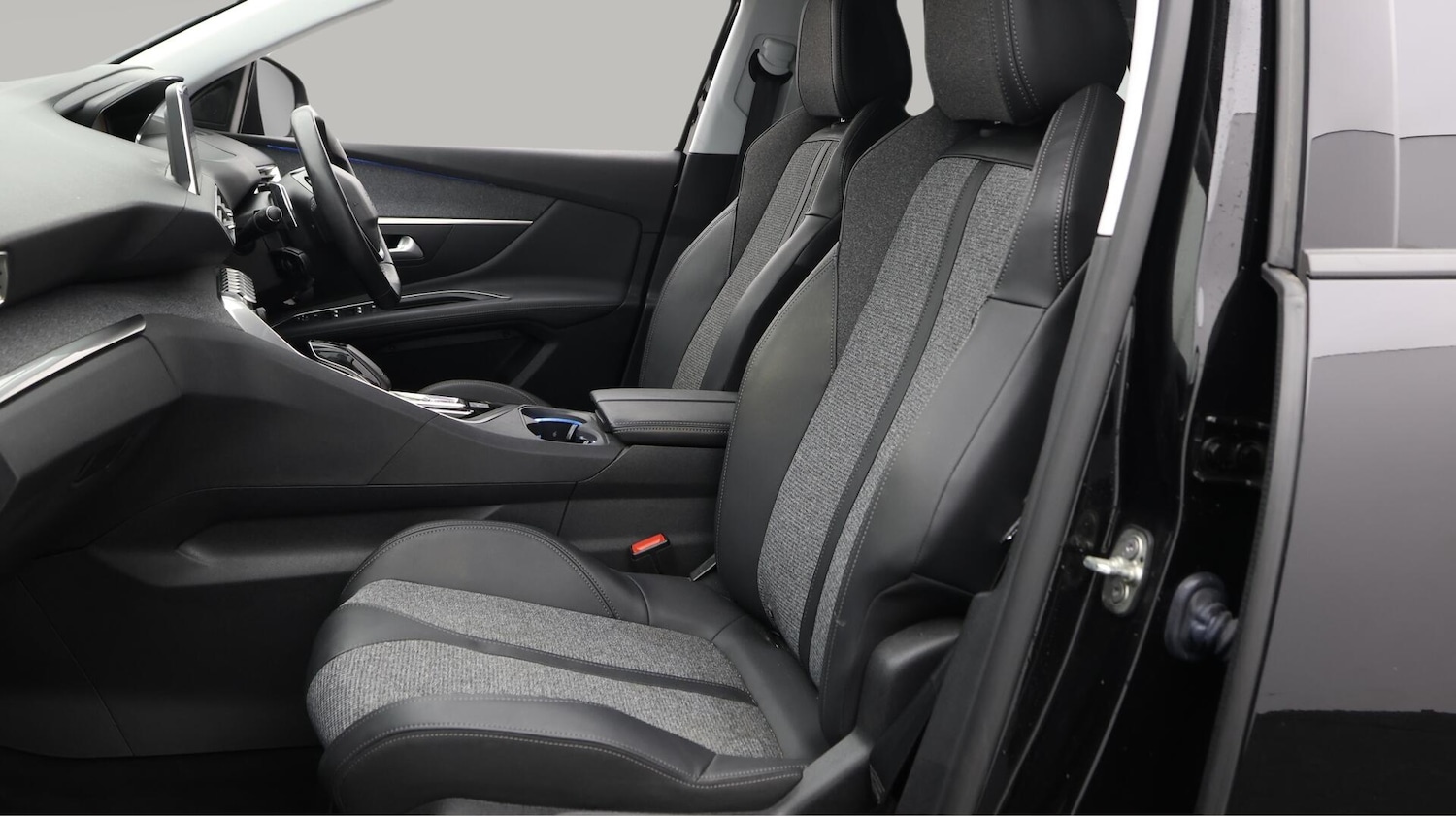 Used Peugeot 3008 2020 for sale - 76422567: Photo 15