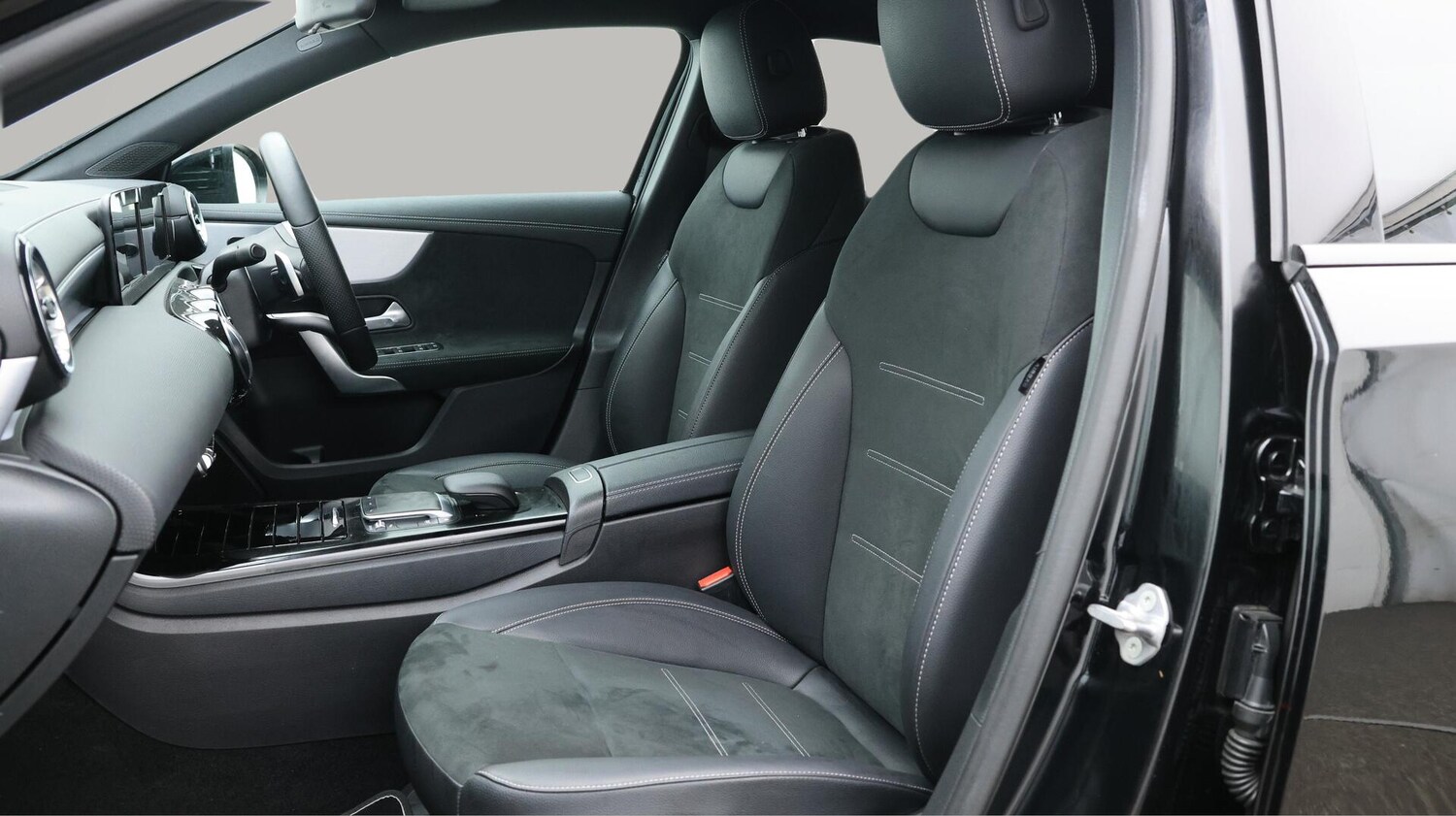 Used Mercedes-Benz A-Class for sale - 76537722: Photo 15