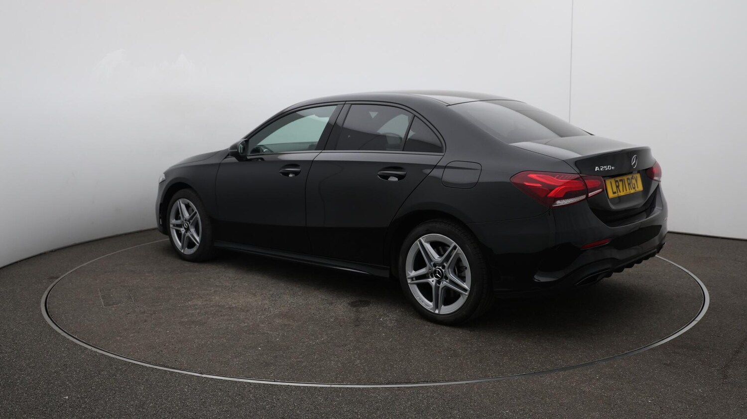 Used Mercedes-Benz A-Class for sale - 76537722: Photo 64