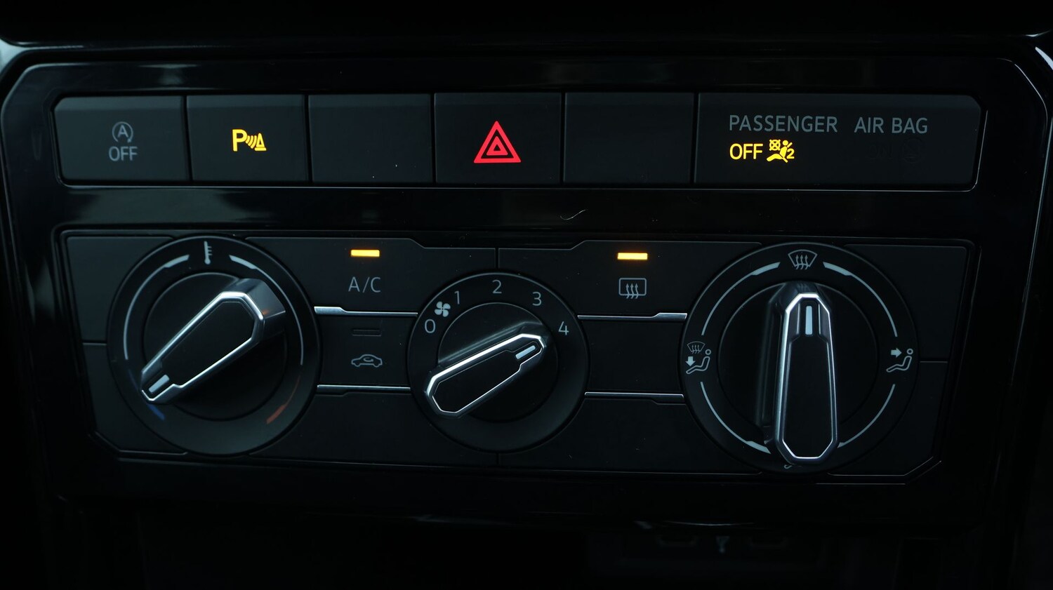 Used Volkswagen T-Cross 2022 for sale - 77208854: Photo 12