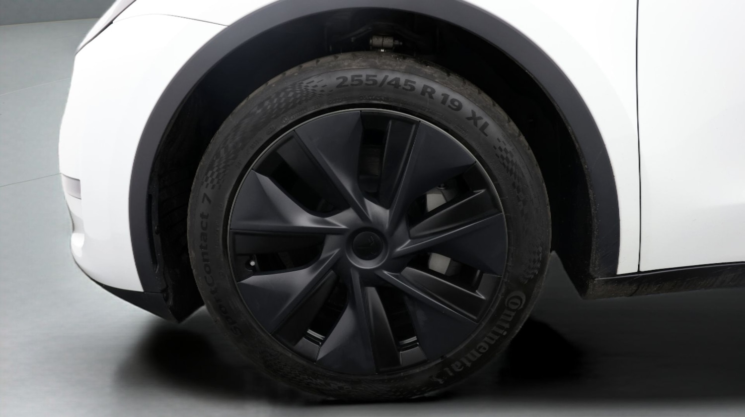 Used Tesla Model Y 2025 for sale - 77610483: Photo 18