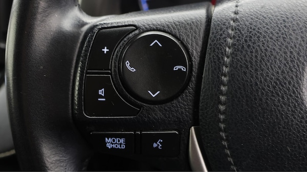 Used Toyota RAV4 2017 for sale - 76270267: Photo 24