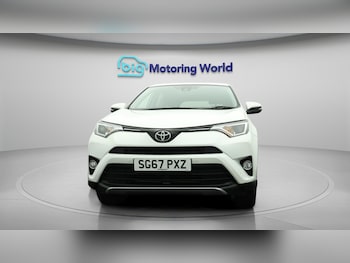 Used Toyota RAV4 2017 for sale - 76270267: Photo