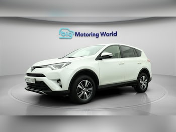 Used Toyota RAV4 2017 for sale - 76270267: Photo
