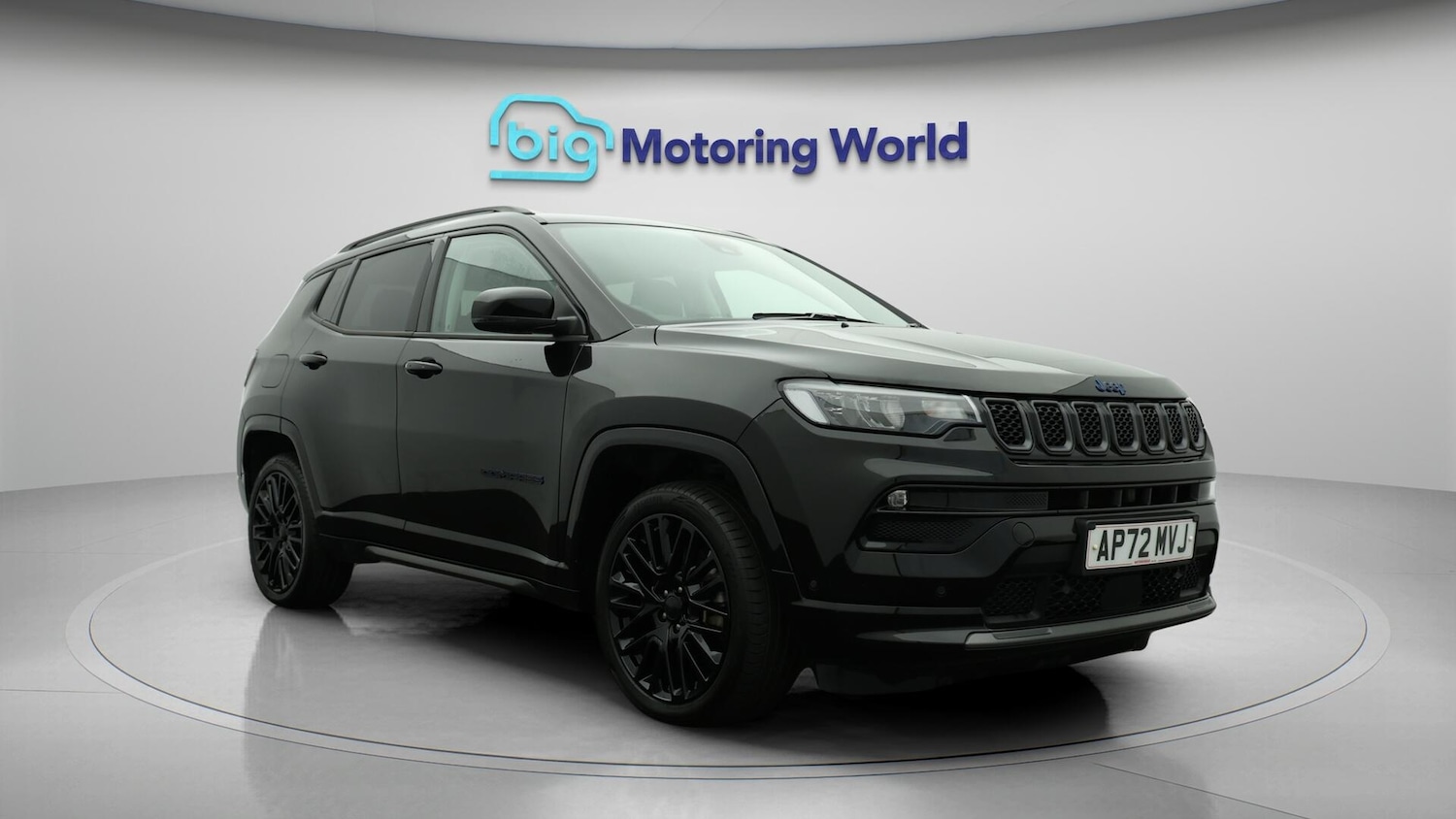 Used Jeep Compass 2023 for sale - 76138160: Photo 2