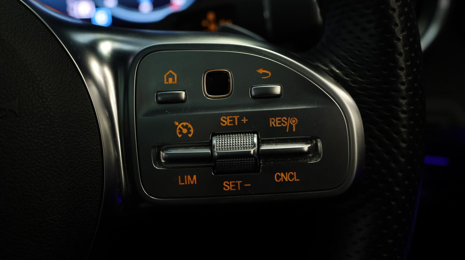 Used Mercedes-Benz GLC 2020 for sale - 76657541: Photo 43