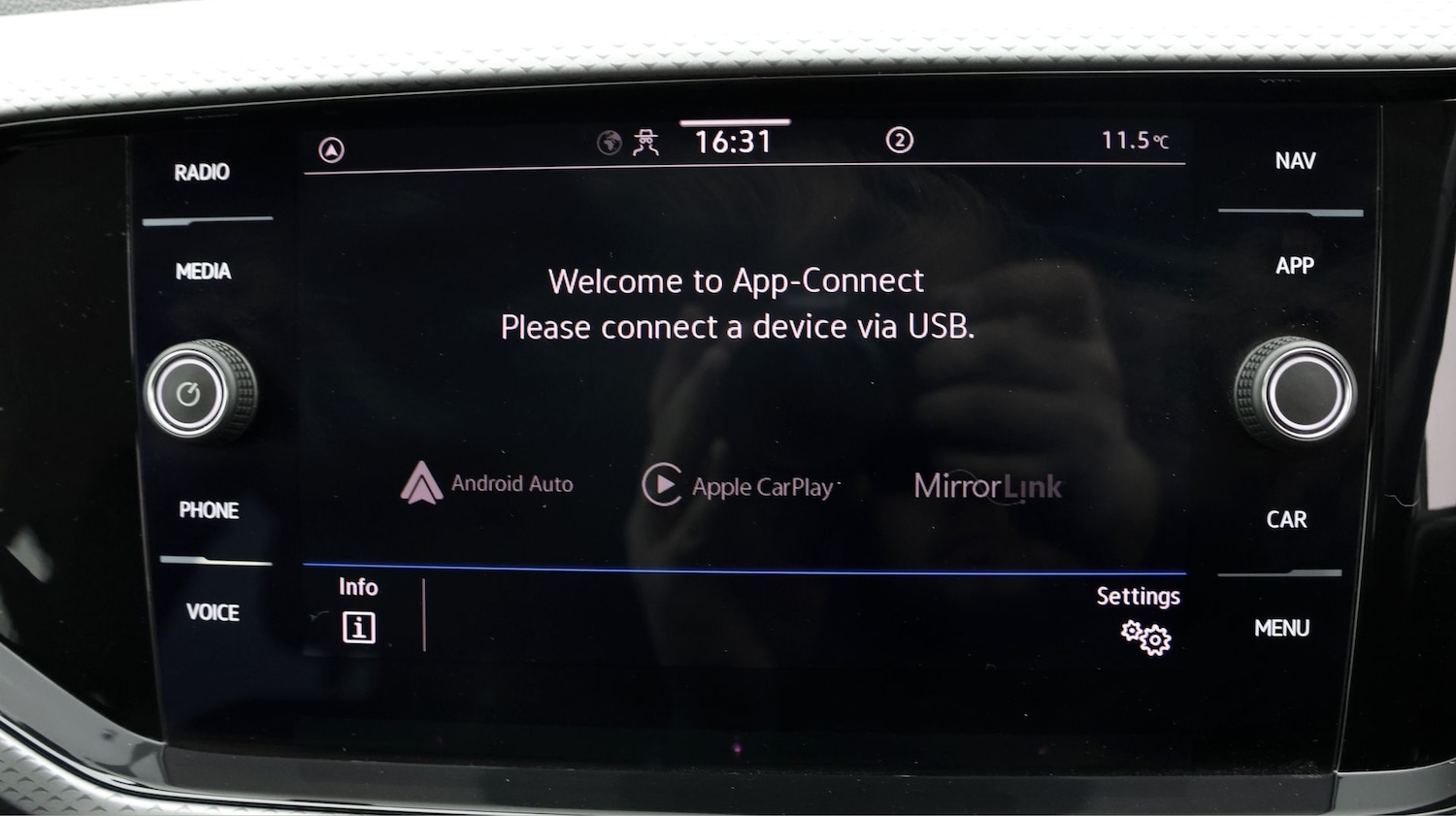 Used Volkswagen T-Cross 2021 for sale - 77595669: Photo 23