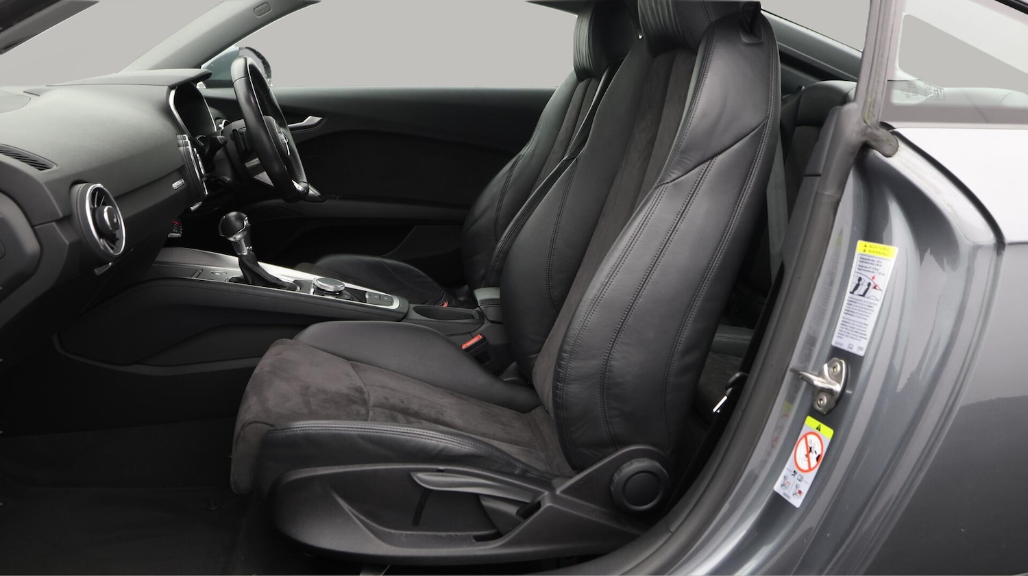 Used Audi TT 2018 for sale - 76714820: Photo 15