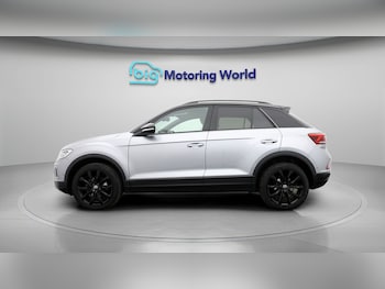 Used Volkswagen T-Roc 2024 for sale - 77181894: Photo