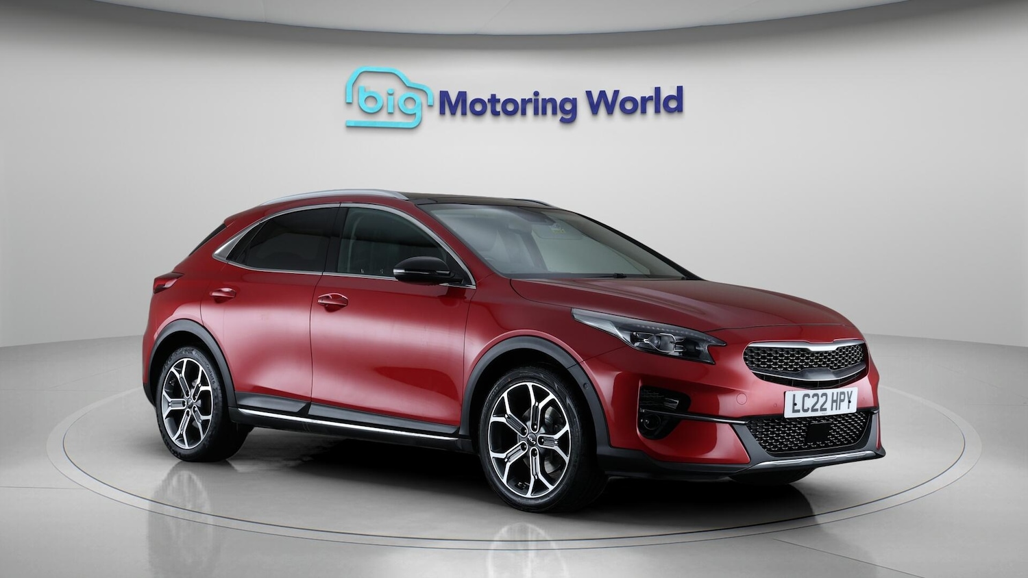 Used Kia XCeed 2022 for sale - 76109824: Photo 2