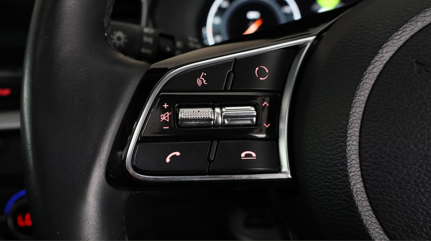 Used Kia XCeed 2022 for sale - 76109824: Photo 26