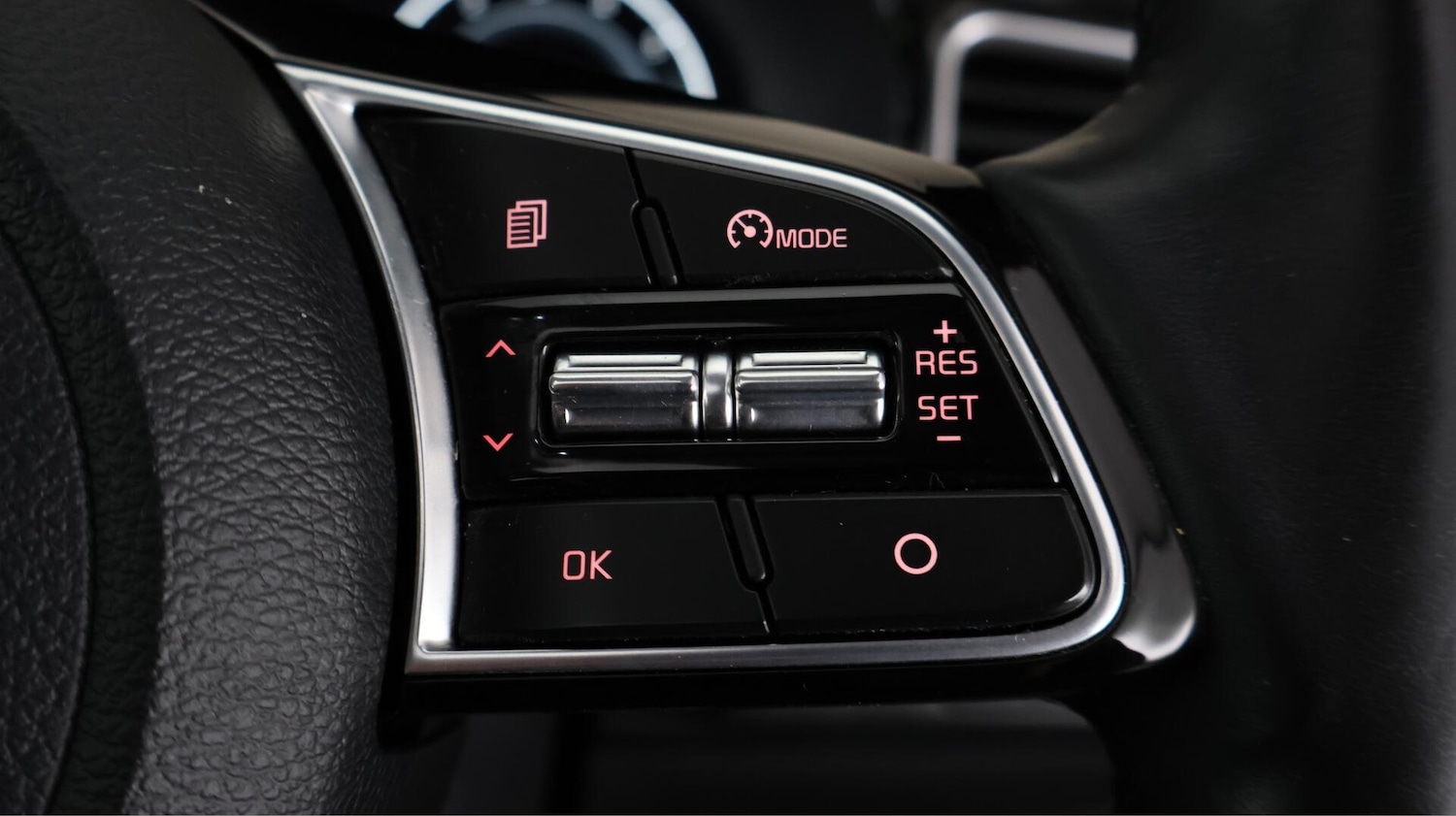 Used Kia XCeed 2022 for sale - 76109824: Photo 27