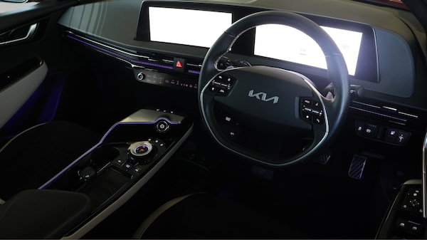 Used Kia EV6 2022 for sale - 76137501: Photo 10