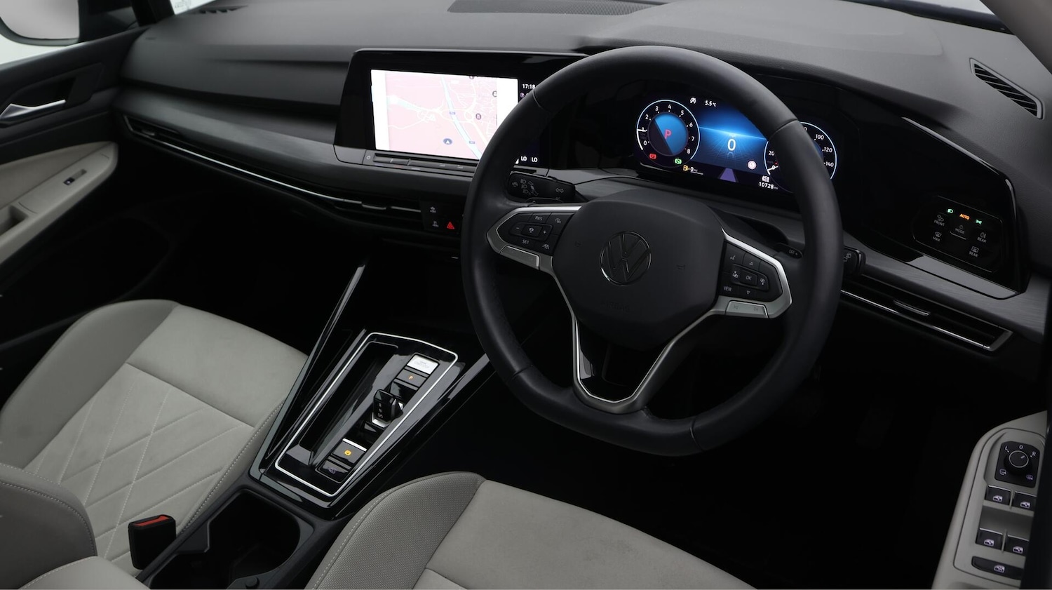 Used Volkswagen Golf 2024 for sale - 76634201: Photo 10