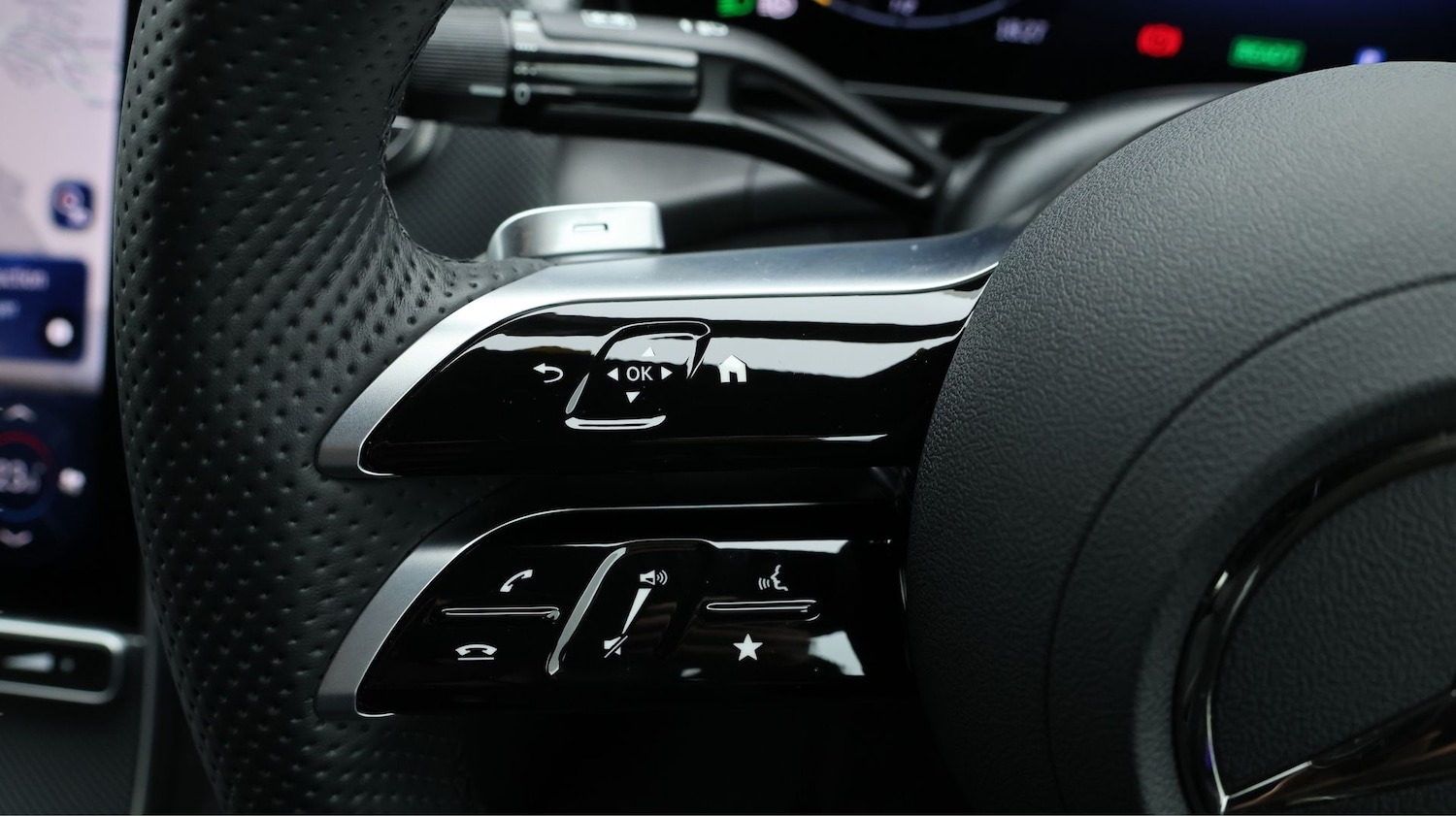 Used Mercedes-Benz GLC 2025 for sale - 77896077: Photo 26