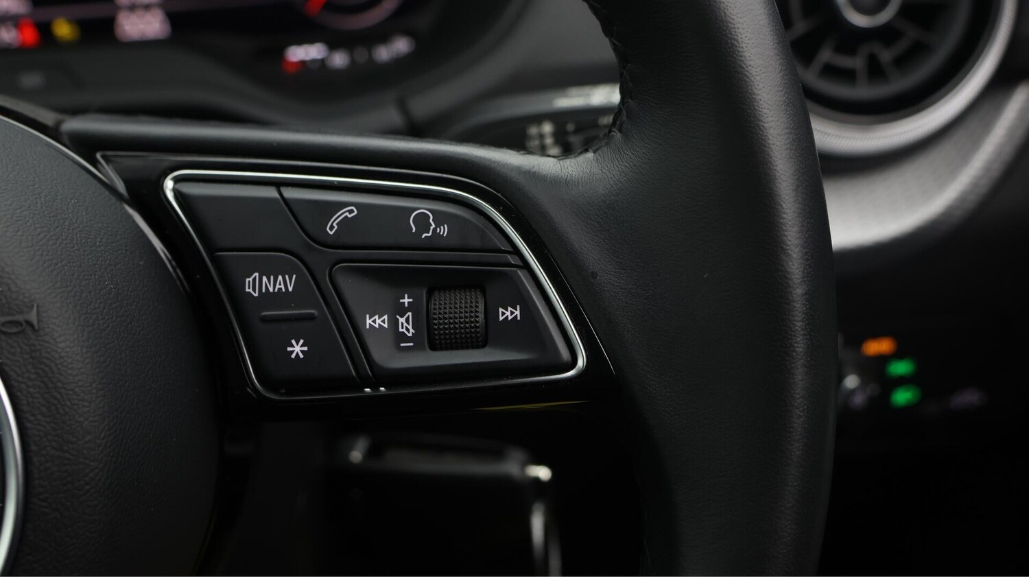 Used Audi Q2 2022 for sale - 76561820: Photo 25