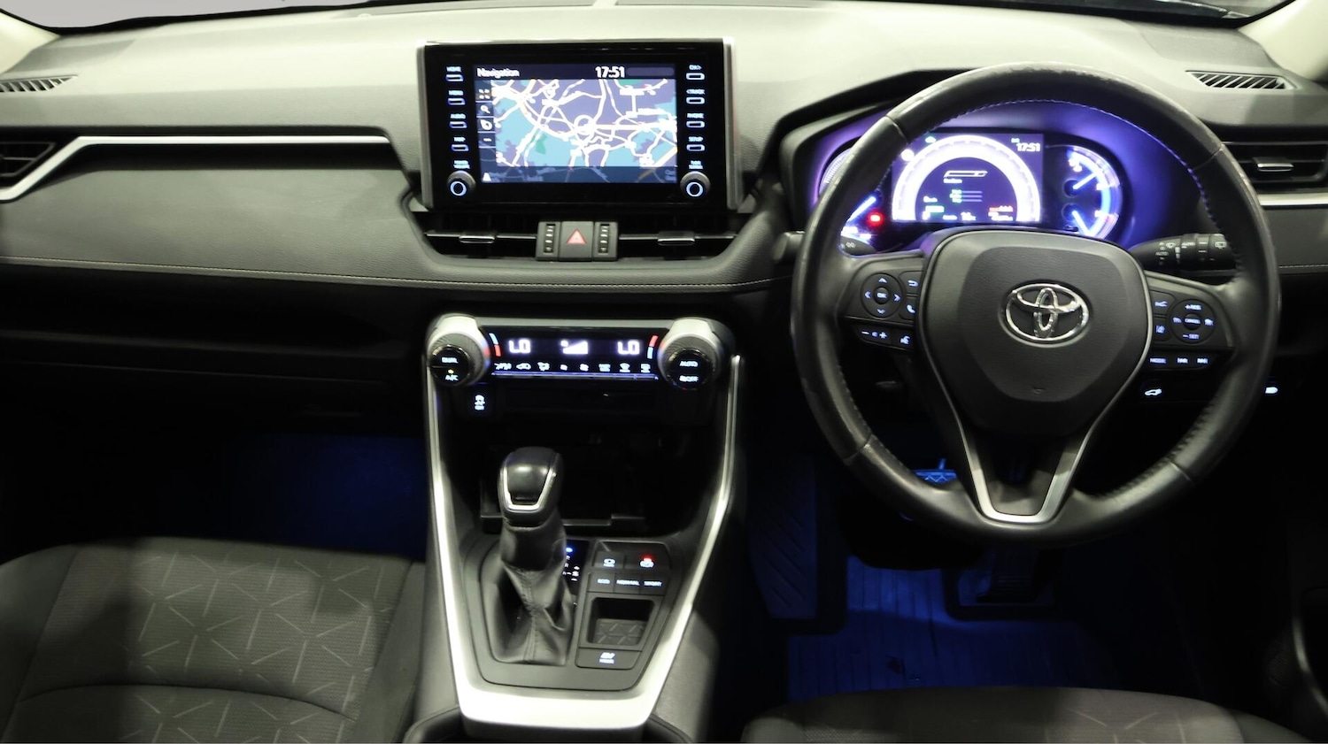 Used Toyota RAV4 2019 for sale - 76498883: Photo 14